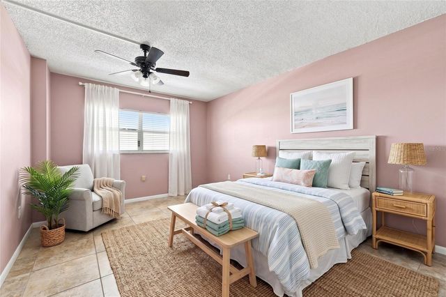 6020 SHORE BOULEVARD S 1002, Gulfport, FL 33707