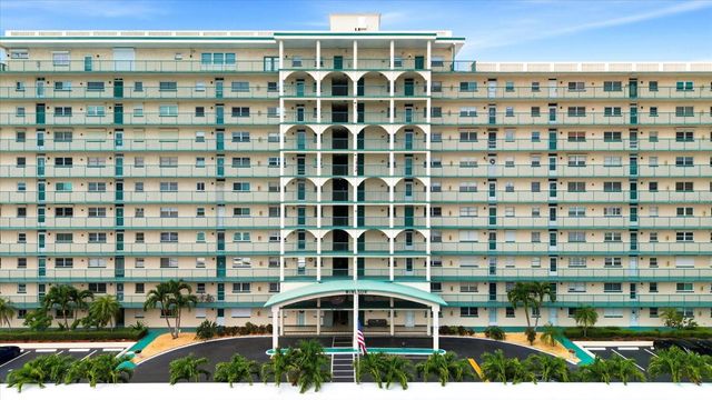 6020 SHORE BOULEVARD S 1002, Gulfport, FL 33707