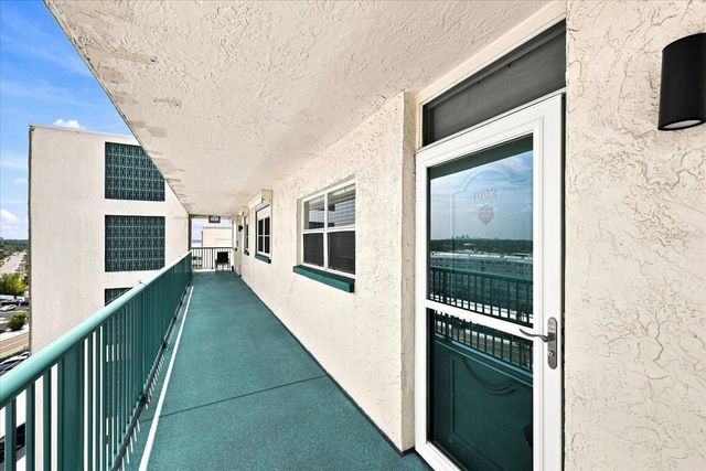 6020 SHORE BOULEVARD S 1002, Gulfport, FL 33707