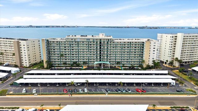 6020 SHORE BOULEVARD S 1002, Gulfport, FL 33707