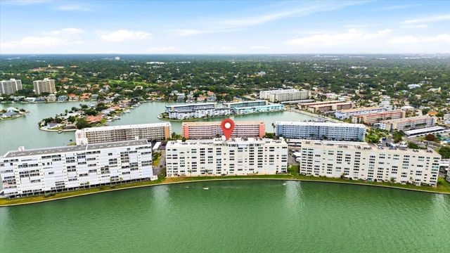 6020 SHORE BOULEVARD S 1002, Gulfport, FL 33707