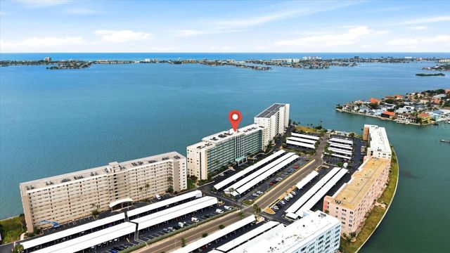6020 SHORE BOULEVARD S 1002, Gulfport, FL 33707