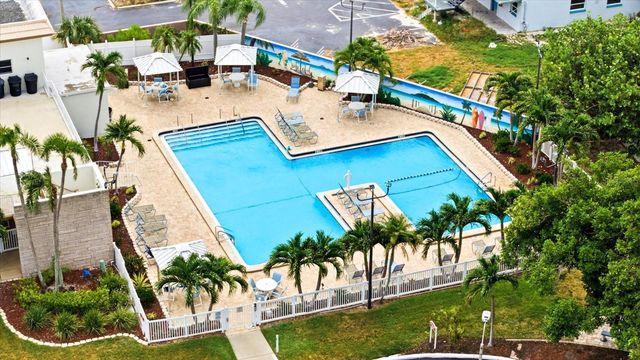 6020 SHORE BOULEVARD S 1002, Gulfport, FL 33707