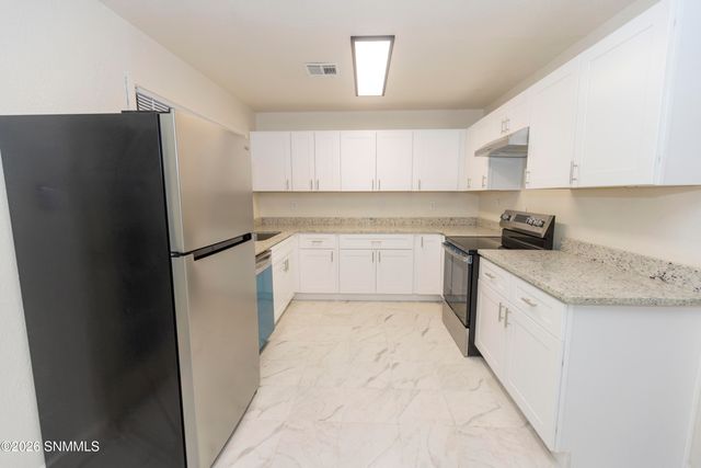 1104 Gardner Avenue, Las Cruces, NM 88001