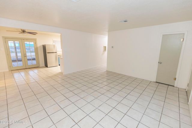 1104 Gardner Avenue, Las Cruces, NM 88001