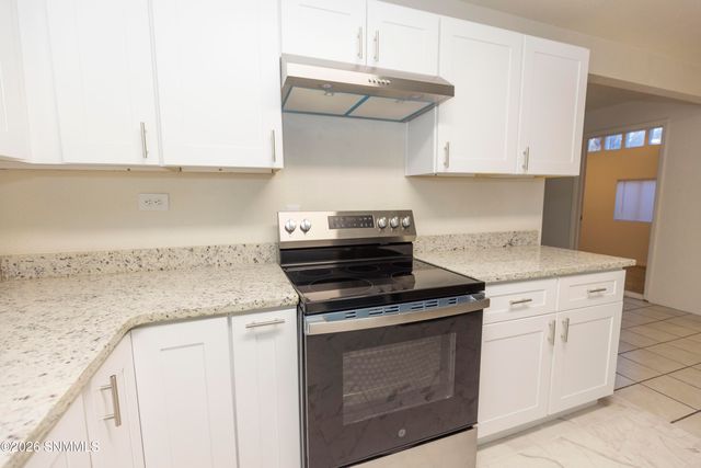 1104 Gardner Avenue, Las Cruces, NM 88001