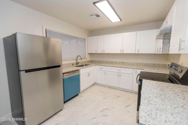 1104 Gardner Avenue, Las Cruces, NM 88001