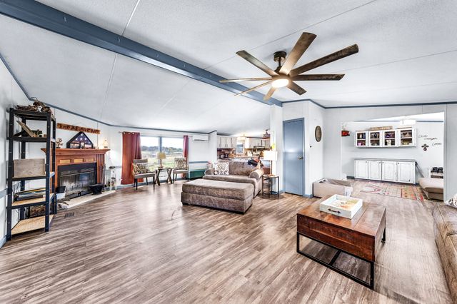 1536 New Hope Road, Boyd, TX 76023