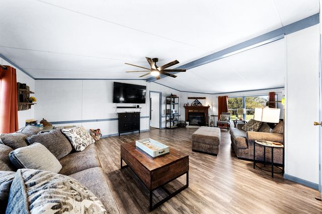 1536 New Hope Road, Boyd, TX 76023