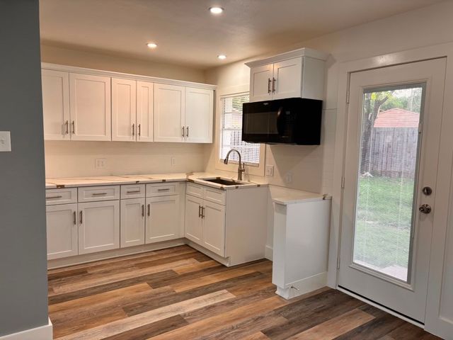 4117 S Marsalis Avenue, Dallas, TX 75216