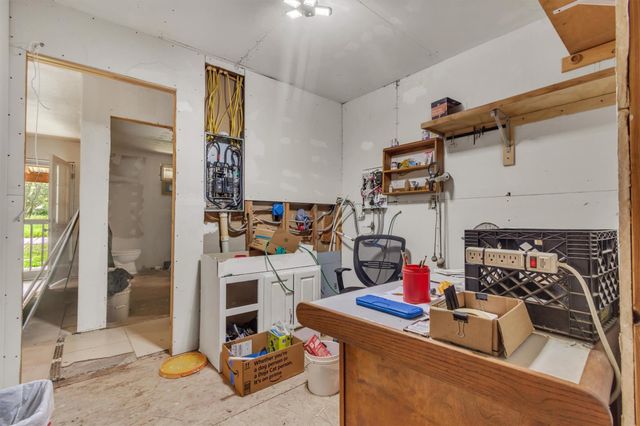 106 Quinton Allen DR, Bastrop, TX 78602
