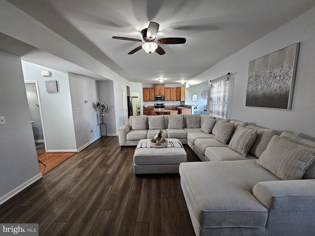 114 LATTICE DR, Stephenson, VA 22656