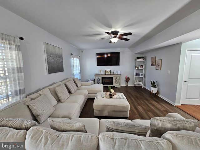 114 LATTICE DR, Stephenson, VA 22656