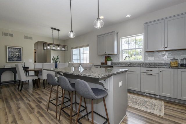 466 Bleeker STREET, Delafield, WI 53018