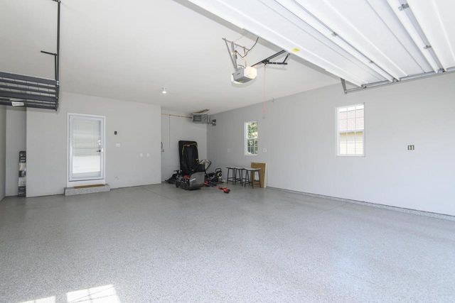 466 Bleeker STREET, Delafield, WI 53018