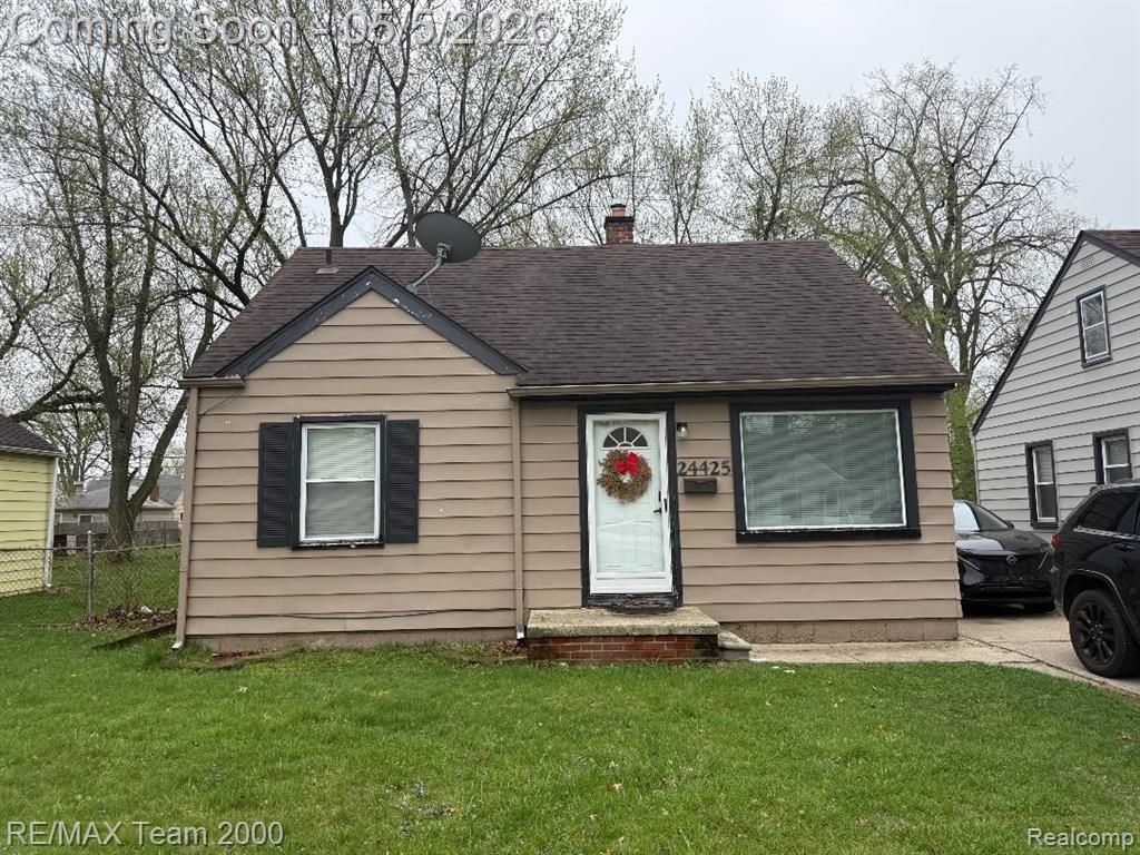 24425 Stanford Street, Dearborn Heights, MI 48125