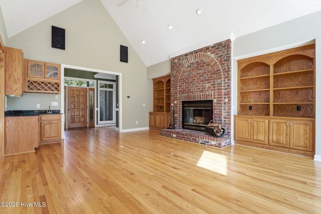 27 Mcmichael Drive, Pinehurst, NC 28374