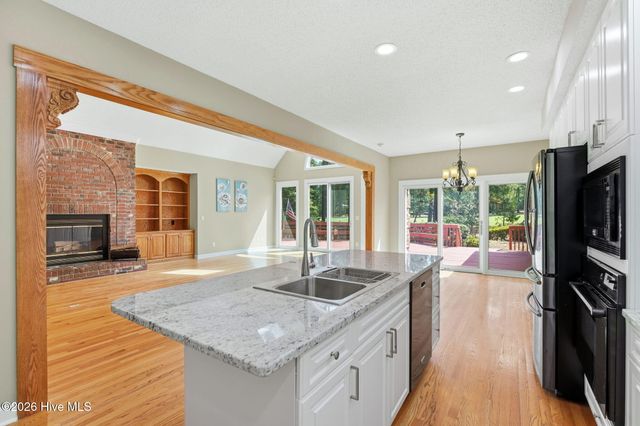 27 Mcmichael Drive, Pinehurst, NC 28374