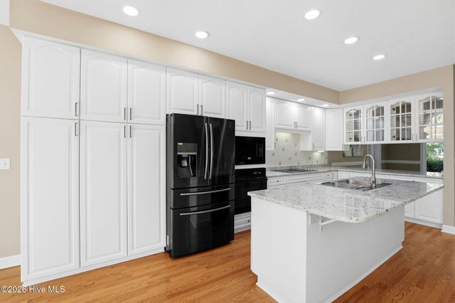 27 Mcmichael Drive, Pinehurst, NC 28374