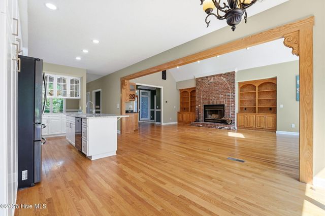 27 Mcmichael Drive, Pinehurst, NC 28374