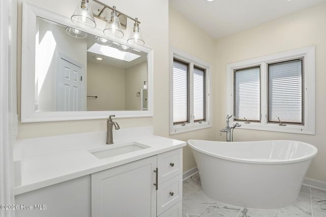 27 Mcmichael Drive, Pinehurst, NC 28374