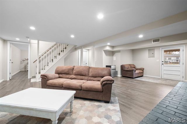 3405 Taylor Avenue, Bridgeton, MO 63044