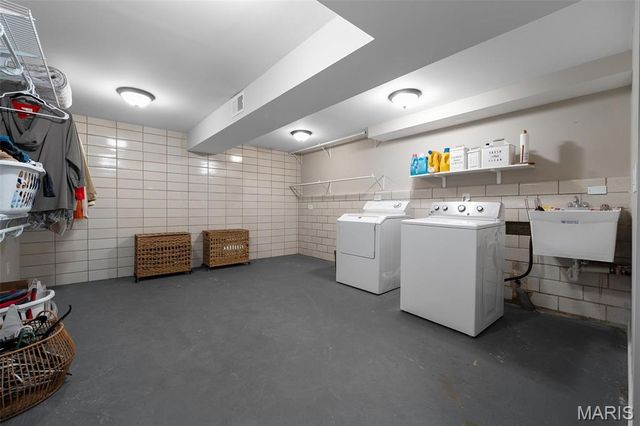 3405 Taylor Avenue, Bridgeton, MO 63044