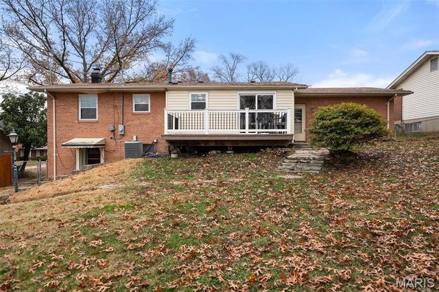 3405 Taylor Avenue, Bridgeton, MO 63044