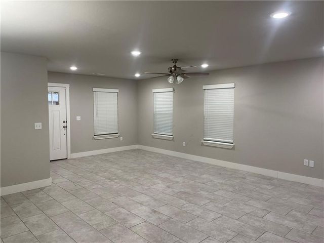 505 N Collins Avenue A & B, Gentry, AR 72734