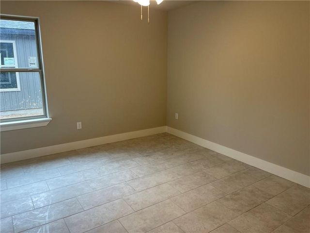 505 N Collins Avenue A & B, Gentry, AR 72734