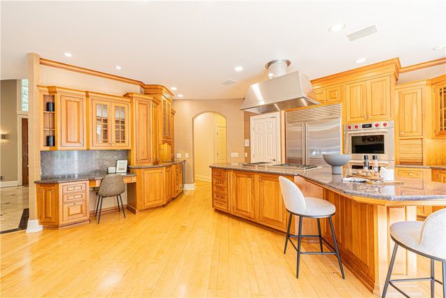 49 Sunrise Park, Pittsford, NY 14534