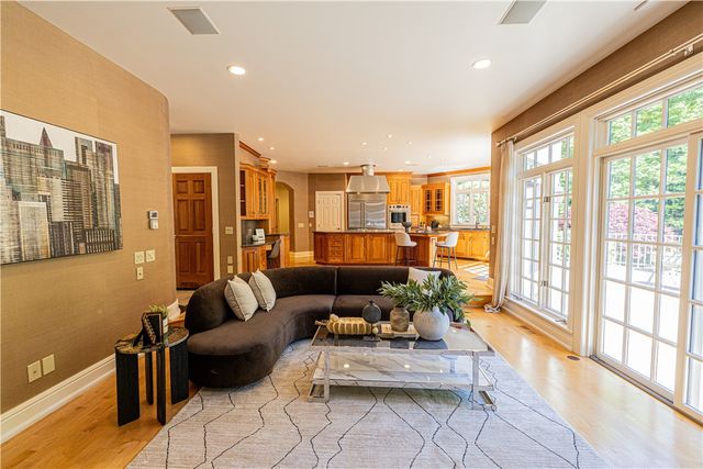 49 Sunrise Park, Pittsford, NY 14534