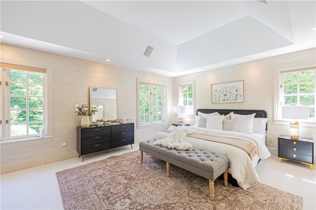 49 Sunrise Park, Pittsford, NY 14534
