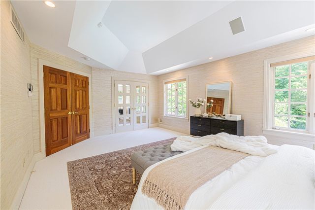 49 Sunrise Park, Pittsford, NY 14534
