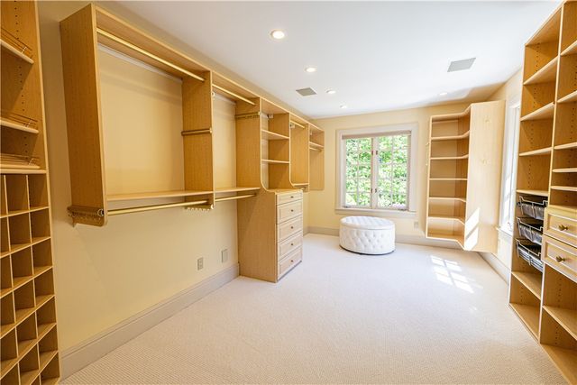 49 Sunrise Park, Pittsford, NY 14534