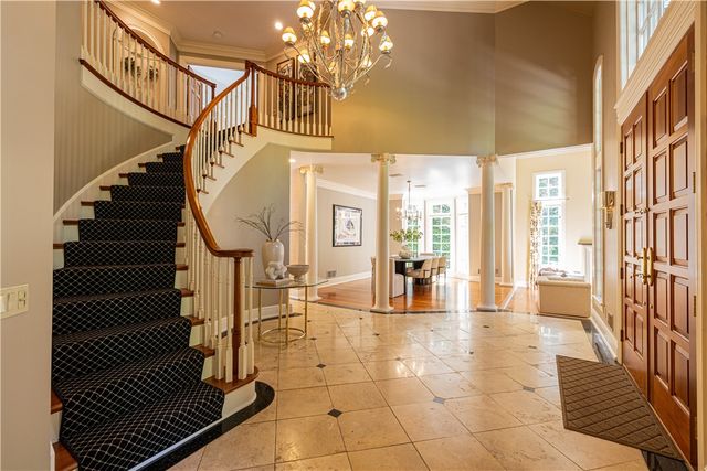 49 Sunrise Park, Pittsford, NY 14534