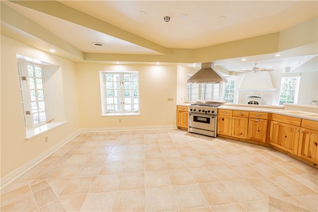 49 Sunrise Park, Pittsford, NY 14534
