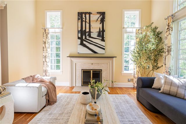 49 Sunrise Park, Pittsford, NY 14534