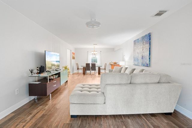 5112 CLUBSIDE DRIVE 5112, Longwood, FL 32779