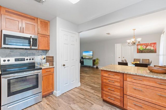 5112 CLUBSIDE DRIVE 5112, Longwood, FL 32779