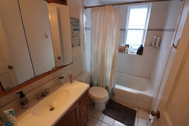 40 Atherton Rd. 2, Brookline, MA 02446