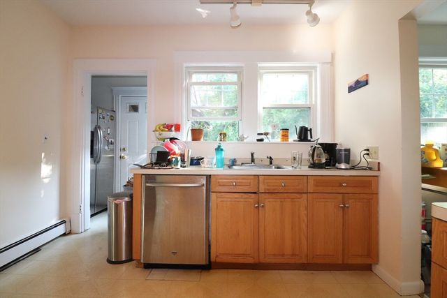 40 Atherton Rd. 2, Brookline, MA 02446