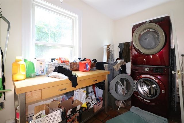 40 Atherton Rd. 2, Brookline, MA 02446
