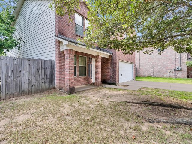 501 Pine Cluster Court, Conroe, TX 77301