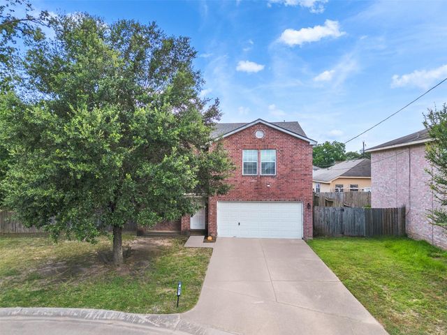 501 Pine Cluster Court, Conroe, TX 77301