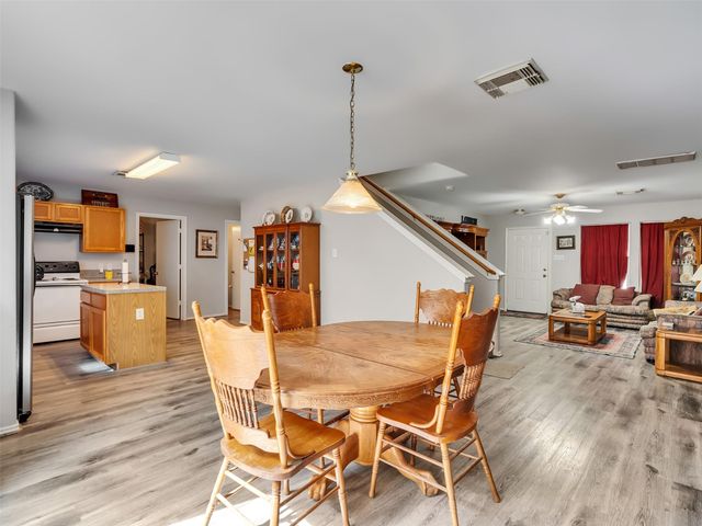 501 Pine Cluster Court, Conroe, TX 77301