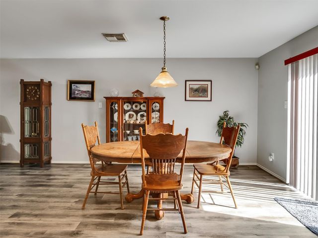 501 Pine Cluster Court, Conroe, TX 77301