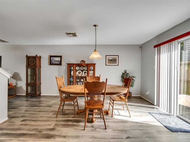 501 Pine Cluster Court, Conroe, TX 77301
