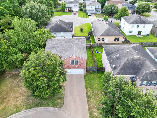 501 Pine Cluster Court, Conroe, TX 77301