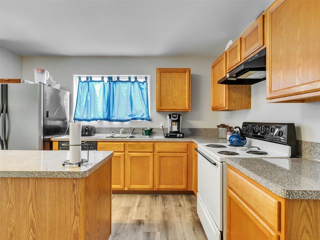 501 Pine Cluster Court, Conroe, TX 77301